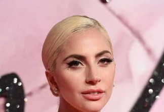 Lady Gaga revela traumas após abuso pela primeira vez