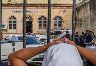 DECAPITADOS E  QUEIMADOS VIVOS: Rebelião em cadeia para onde presos foram transferidos deixa mortos em Manaus