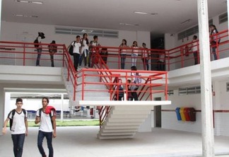 Aulas retornam em março com modelo híbrido na Paraíba; escolas estaduais iniciam ano letivo com 30% de aulas presencias - ENTENDA