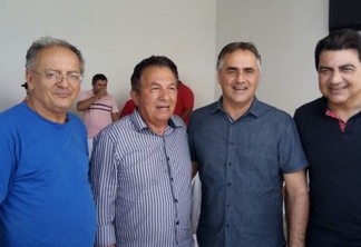 ESTADUALIZANDO: Luciano Cartaxo se reúne com lideranças políticas de Pedras de Fogo