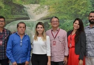 Prefeita de Monteiro se reúne com autoridades do Banco do Nordeste visando parcerias
