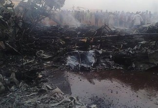 A picture taken on March 20, 2017 in South Sudan's northwestern city of Wau shows people gathering near a plane wreckage after a jet crash-landed, leaving at least 37 people injured, government and airport officials said.


At least 37 people were injured when a passenger jet crash-landed in South Sudan's northwestern city of Wau on Monday, government and airport officials said. There were 40 passengers and five crew members on board the South Supreme Airlines plane that had taken off from the capital Juba, said the airline's manager Gabriel Ngang.
 / AFP PHOTO / STRINGER