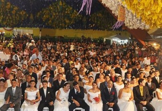 Tradicional casamento coletivo da festa de São João de Campina Grande. Este ano, 100 casais irão participarão da festa