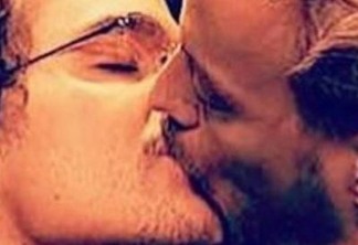 Ator posta beijo na boca de Wagner Moura em forma protesto