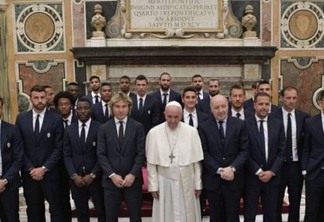 Papa Francisco recebe jogadores de Juventus e Lazio no Vaticano