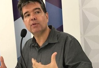 Ruy Carneiro diz que o nome do candidato a governador deve ser definido no ano das eleições