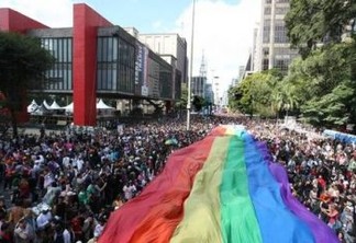 Parada do Orgulho LGBT deve reunir cerca de 3 milhões de pessoas neste domingo