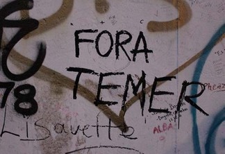 Pichação 'Fora Temer' no Muro de Berlim é obra de poetisa braziliense