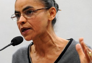 Brasília - senadora marina Silva durante coletiva onde criticou a proposta do Código Florestal relatada pelo deputado Alldo Rebelo