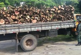 Três pessoas são presas em caminhão carregado de madeira ilegal em João Pessoa