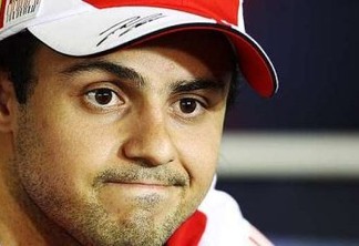 Massa lamenta problema que o tirou de GP após vislumbrar pódio: 'Superchateado'