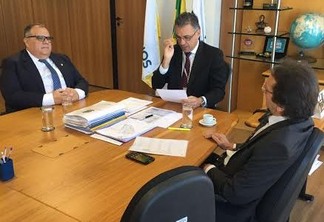Rômulo é atendido pelo presidente dos Correios e pede continuidade de agências na Paraíba