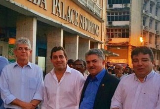CUSTO ZERO: Ao lado de Gervásio, Ricardo visita obras do Paraíba Palace Hotel