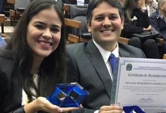 Prefeito Dinaldinho recebeu prêmio da terceira melhor gestão da Paraíba do CRA