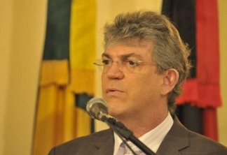 Ricardo assina protocolo de criação da Câmara de Comércio, Indústria e Agricultura Brasil/Argentina da Paraíba