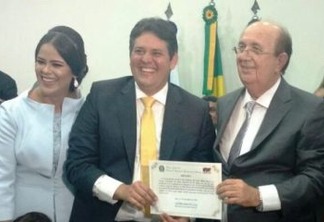 Patos: Dinaldinho estuda lançar esposa para Estadual e pai para Federal em 2018