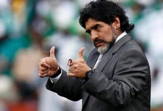 RECUPERAÇÃO: Médico garante que Maradona está cinco quilos mais magro e livre da cocaína