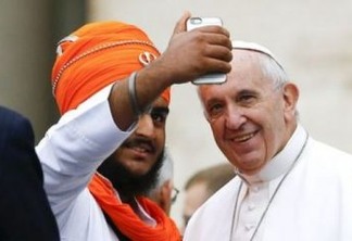 Papa Francisco condena perseguição contra muçulmanos