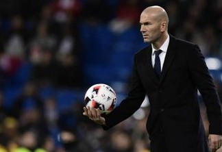 Zidane critica punição a Ronaldo e vê 'algo' por trás de decisão
