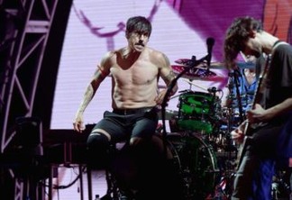 NEW YORK, NY - SEPTEMBER 17:  Musician Anthony Kiedis of Red Hot Chili Peppers performs onstage during the Meadows Music and Arts Festival - Day 3 at Citi Field on September 17, 2017 in New York City.  (Photo by Nicholas Hunt/Getty Images)