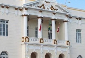 Prefeitura de Brejo do Cruz está proibida de contratar prestadores de serviço