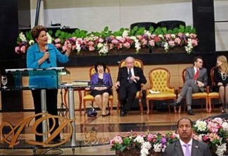 Convenção Batista Nacional proíbe cantores e pregadores que cobram cachê e políticos em seus púlpitos