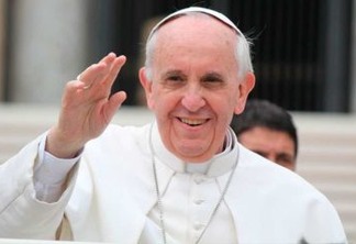 Papa Francisco faz apelo por “mundo sem armas nucleares”