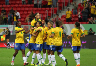 Seleção brasileira feminina enfrenta a Austrália nesta terça-feira