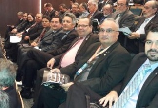 Diretores do Creci-PB e conselheiros participam de sessão plenária em Brasília