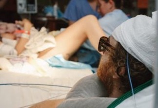 Pai com câncer cerebral assiste ao nascimento de seu primeiro filho -VEJA VÍDEO