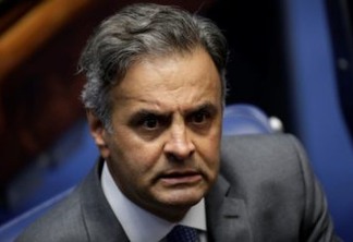 PSDB aguarda resposta sobre renúncia de Aécio à presidência do partido