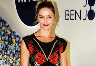 Bianca Rinaldi é critica por internauta após ser confundida com atriz global