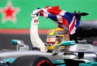 Lewis Hamilton quebra recordes e é tetra campeão da Fórmula 1