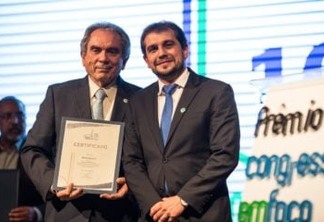 Raimundo Lira recebe Prêmio Congresso em Foco como um dos cinco melhores senadores do ano