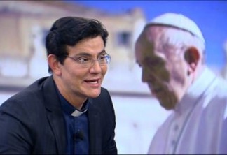 Padre Reginaldo Manzotti afirma: 'política não é lugar para padre'