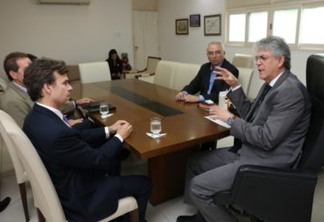 Ricardo Coutinho recebe visita do novo cônsul geral dos Estados Unidos