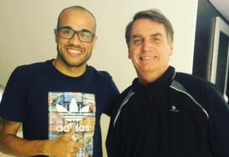 Roger, do Botafogo, volta ao Instagram e nega que tenha deixado rede social por críticas