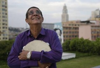Zeca Pagodinho encontra baú com mais de 200 sambas inéditos e prepara novo CD