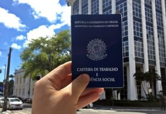 Brasil fecha 12,3 mil vagas formais no mês de entrada em vigor da reforma