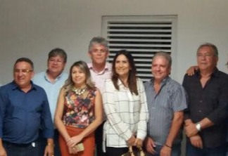 Treze prefeitos do PMDB declaram apoio a João Azevedo coordenados por Nabor