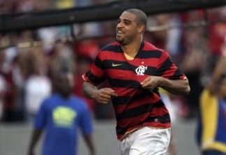 Adriano se oferece para jogar de graça pelo Fla em 2018: ‘Por amor’
