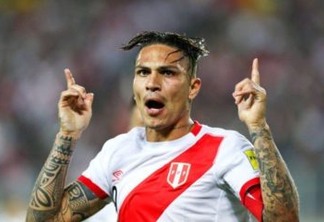 Suspenso por doping, Guerrero vibra com classificação do Peru para Copa: 'Sonho'