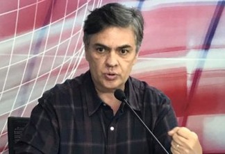 Folha cita Cássio Cunha Lima entre senadores que podem ter problemas na reeleição por causa da Lava Jato