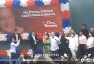 VEJA VÍDEO: Na palestra em João Pessoa Ciro Gomes canta com Mira Maya