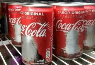 Dono de lanchonete chama atenção da web por 'raspar' todas as latas de Coca-Cola