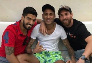 Suárez não vê Neymar indo ao Real e nega ter se envolvido em questão com Cavani