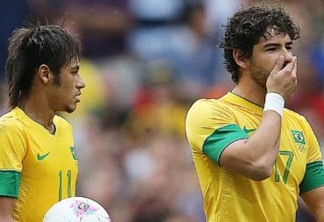 Neymar e Pato trocam provocações pelo instagram