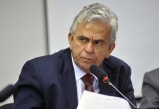 Deputado Pedro Fernandes diz que não será mais ministro do Trabalho porque foi "vetado" por José Sarney