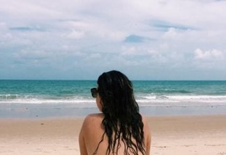 Blogueira relata como experiência em praia de nudismo aumentou sua auto-estima