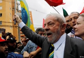Pesquisa: 54% da população defende que Lula possa se candidatar